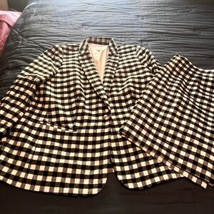 J. Crew preowned black and white Buffalo Check size 20
